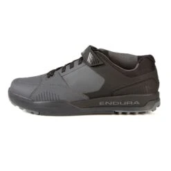 Scarpe Endura MT500 Burner Clipless Nero