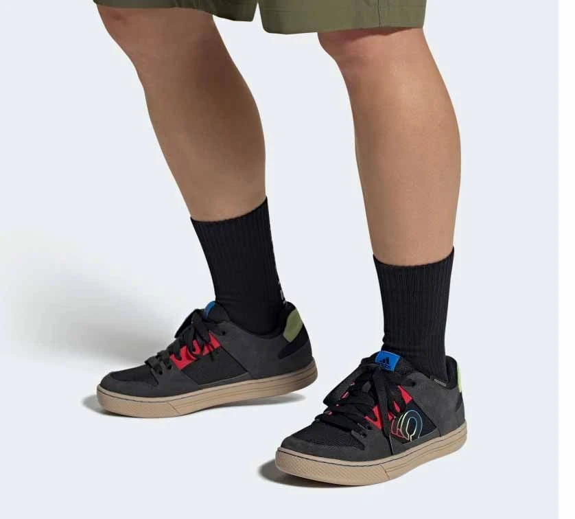 Scarpe Five Ten Freerider Nero/rosso/lime 3 Scarpe Five Ten Freerider Nero/rosso/lime - immagine 3