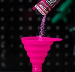 Muc-off Imbuto Silicone Funnel Pieghevole Rosa -Vendite Trek schermata 2022 03 31 alle 15.36.07