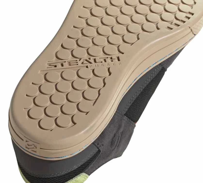 Scarpe Five Ten Freerider Nero/rosso/lime 2 Scarpe Five Ten Freerider Nero/rosso/lime - immagine 2